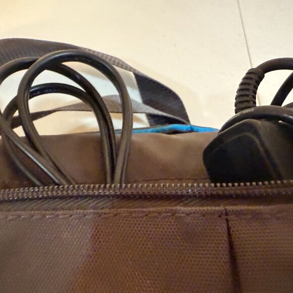 ResMed AirSense10 Anti Snoring Machine Grey Travel Case & Accessories - Picture 6 of 10